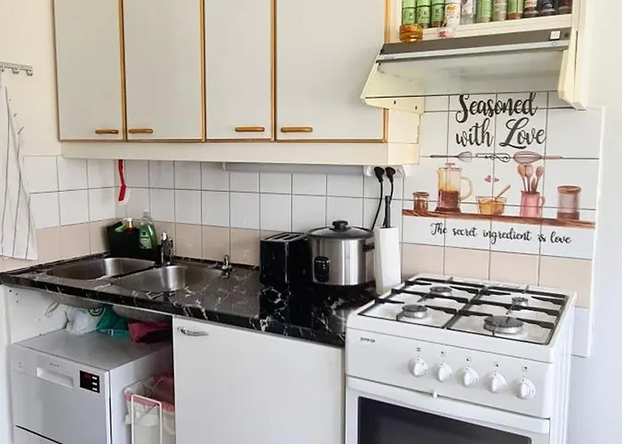 Kotimajoitukset Cozy And Comfortable In Helsinki